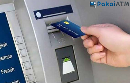 Posisi Kartu ATM yang Benar 